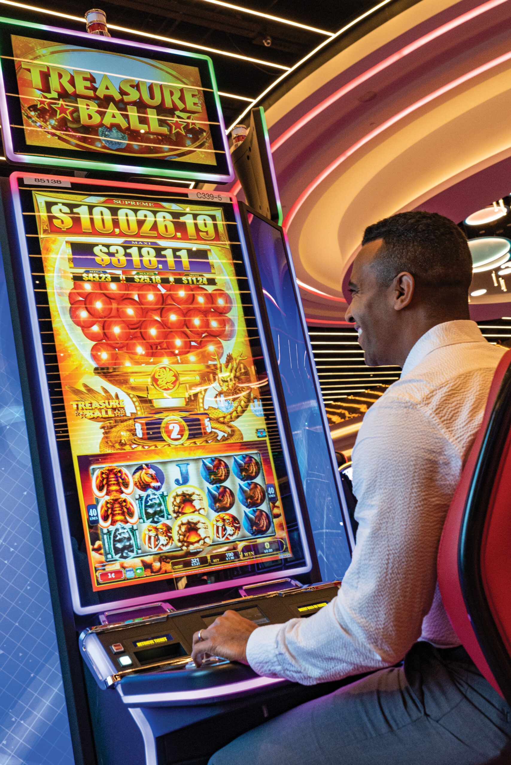 老虎机游戏厅实景